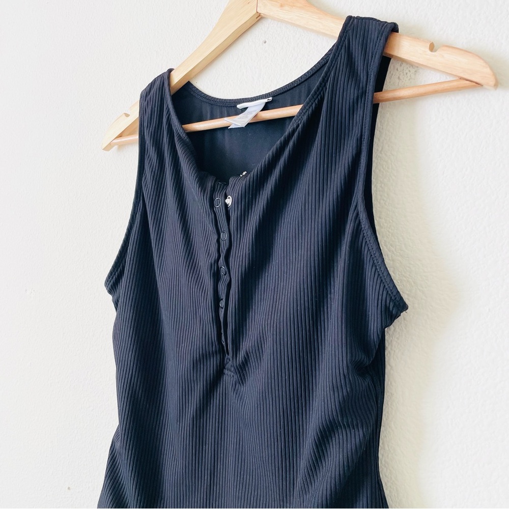 Andie XL The Malibu full coverage black henley neck ribbed one piece swimsuit - Picture 4 of 6